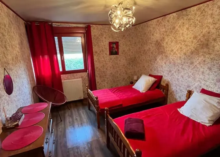 Familiale Au Coeur D Un Centre Equestre