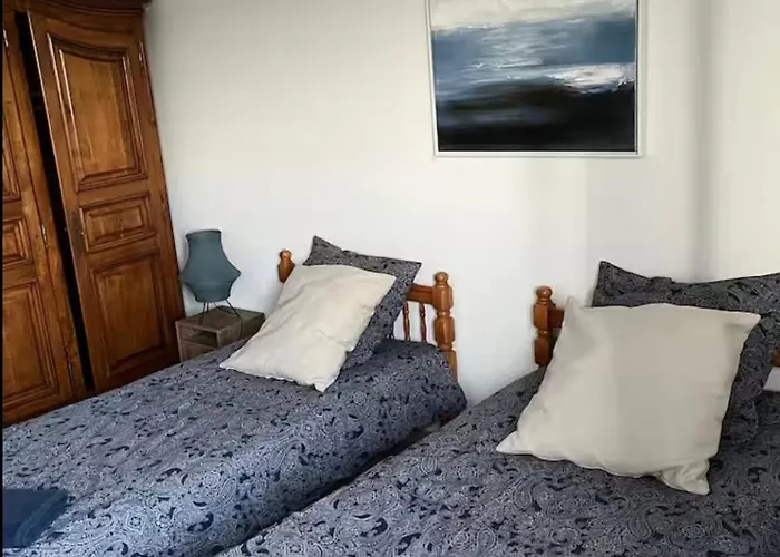 Familiale Au Coeur D Un Centre Equestre