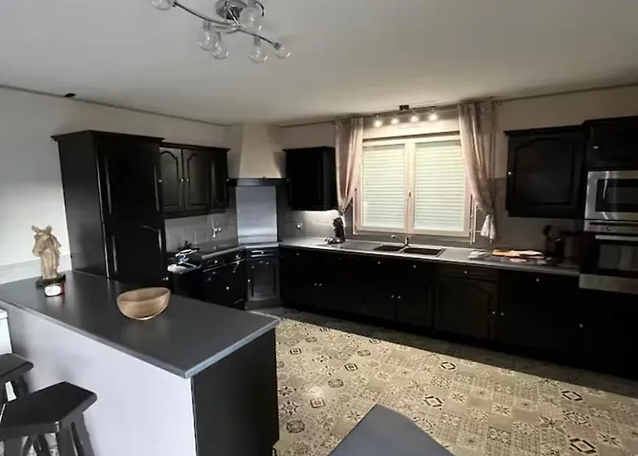 Familiale Au Coeur D Un Centre Equestre Ferienhaus Haudricourt